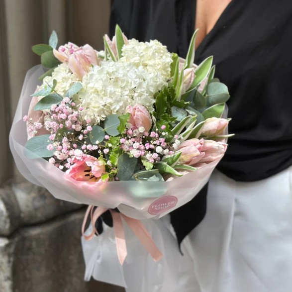 Ramos de flores personalizados para regalar en Barcelona